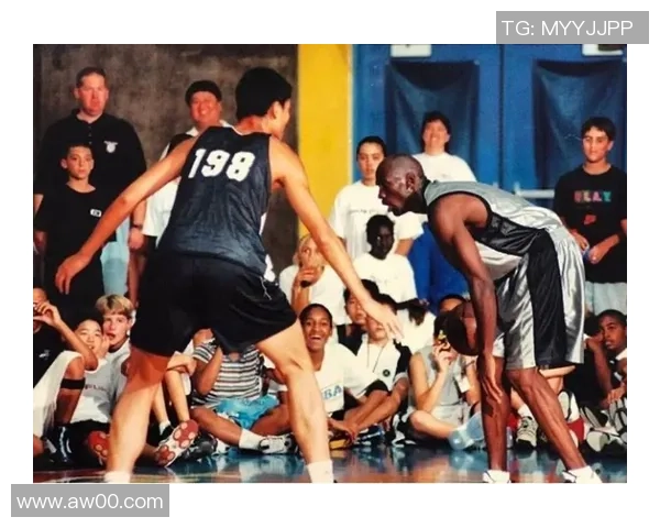 穆大叔与姚明的篮球传奇之路：从街头到赛场的友谊与奋斗