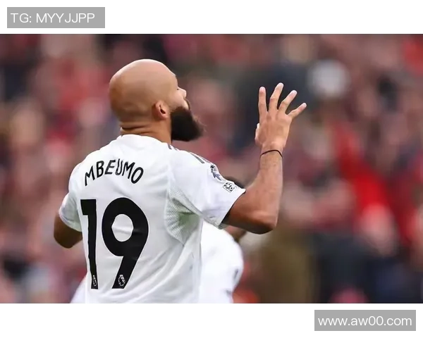 友谊赛惊现逆转利物浦险胜曼联红牌事件引发全场热议