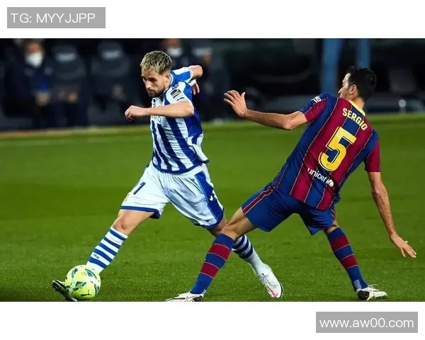 西甲精彩对决曼联大胜那不勒斯引发全场热烈反响与数据分析 西甲精彩对决曼联大胜那不勒斯引发全场热烈反响与数据分析