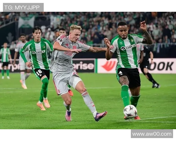 欧联杯精彩对决里昂逆转多特蒙德上演帽子戏法引爆全场